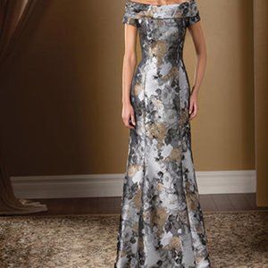 JADE COUTURE BY JASMINE K178016- NEW size 22